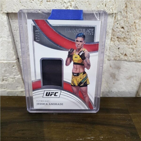 2022 Panini UFC Immaculate - JESSICA ANDRADE Remarkable Memorabilia 47/49 RM-JAD (o204)