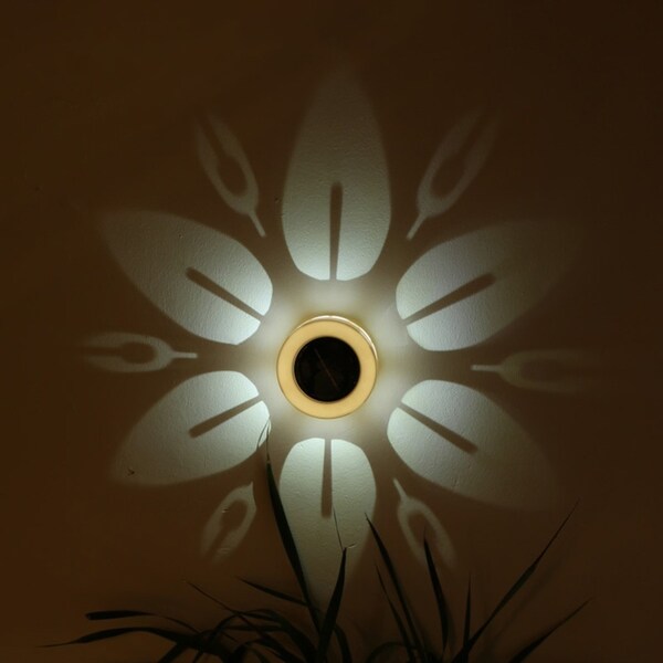 Solar Waterproof Lamp Courtyard Projection Lamp Garden Pattern Night Light