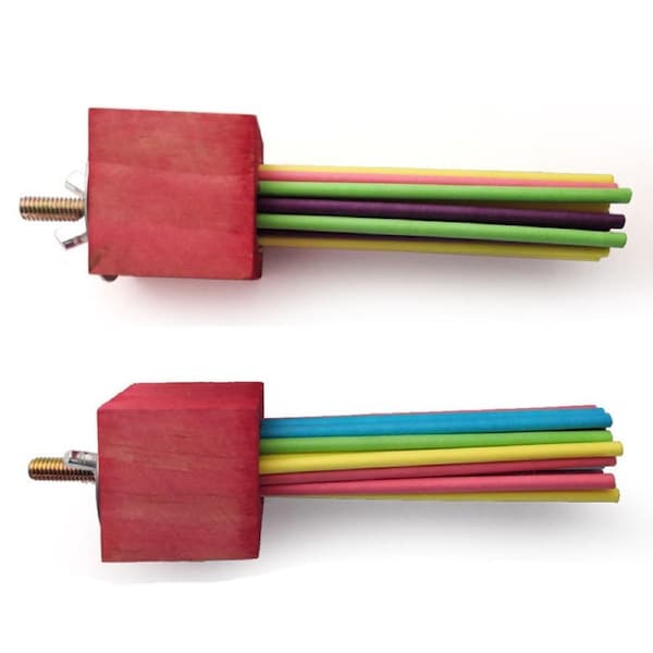 Catzon 2Pcs Parrot Wooden Block Chew Toy with Colorful Lollipop Sticks