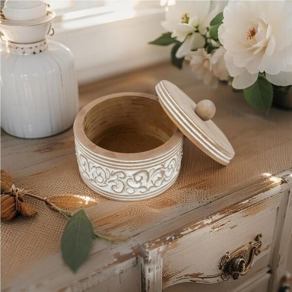 Handmade Round 17cm Carved Trinket/Jewellery Box