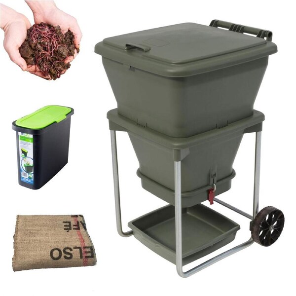 Hungry Bin Worm Fram with 1000 worms and Accessories