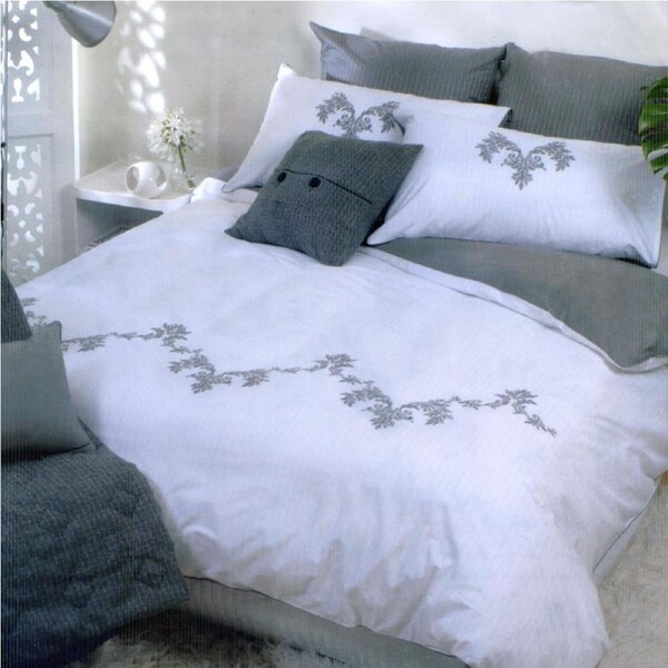 Canterbury 250TC Lassetti White Embroidered Quilt Cover Set Queen