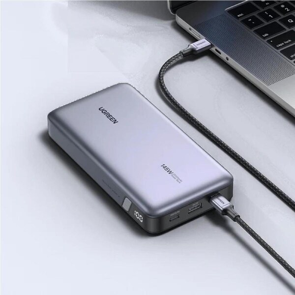 Universal 25000mAh 145W Power bank USB-C 3 Port Fast Charge Switch Tablet Phone