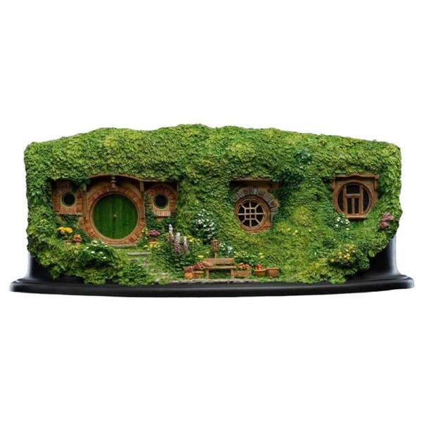 The Lord of the Rings: Bag End Hobbit Hole Diorama