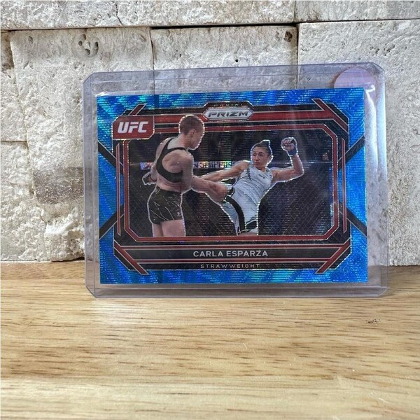2023 Panini Prizm UFC Carla Esparza Blue Wave #78