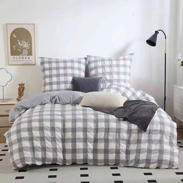 Rylee Grey Check Seersucker Quilt/Doona/Duvet Cover Set - Queen Size