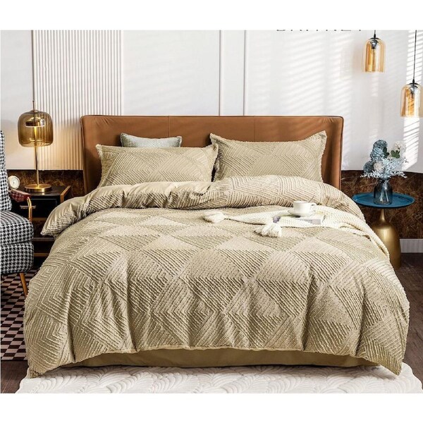 Tufted Textured Jacquard Quilt/Doona/Duvet Cover Set- Light Brown - Super King Size