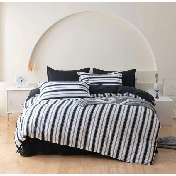 Ascar Striped Quilt/Doona/Duvet Cover Set - Queen Size