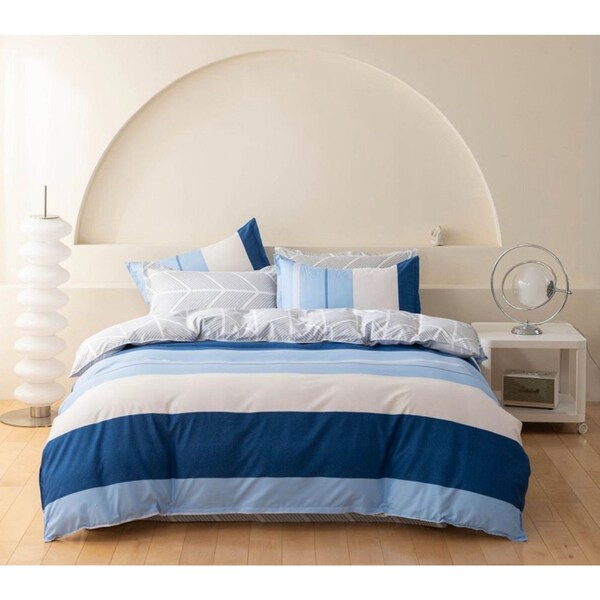 Mannix Striped Quilt/Doona/Duvet Cover Set - King Size