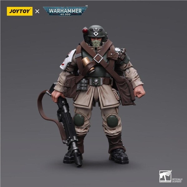 Warhammer Collectibles: 1/18 Scale Astra Militarum Cadian Command Squad Veteran with Medi-pack
