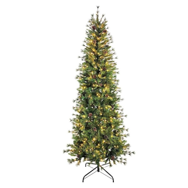 Nottingham Pine 7.5ft / 225cm Pre-Lit Christmas Tree