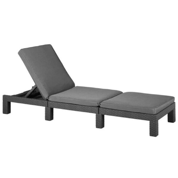 Keter Daytona Deluxe Outdoor Sun Lounger with Cushion