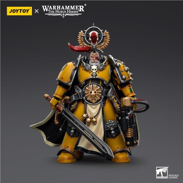Warhammer Collectibles: 1/18 Scale Imperial Fists Legion Praetor with Power Sword