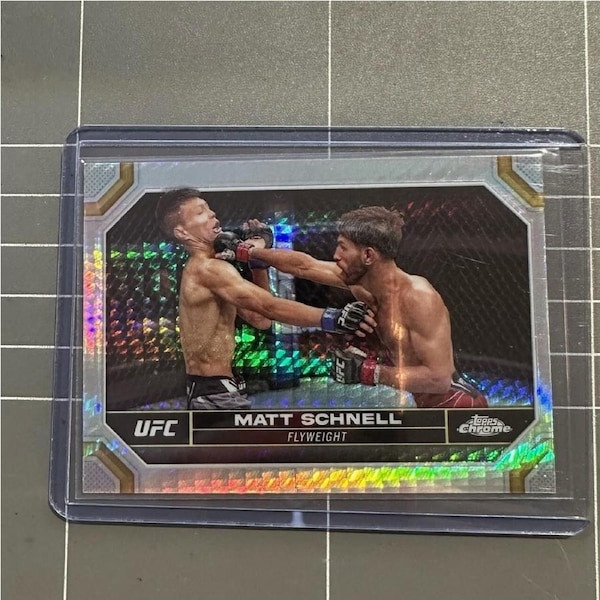 2024 TOPPS CHROME UFC - MATT SCHNELL #129 SILVER HYPER SP