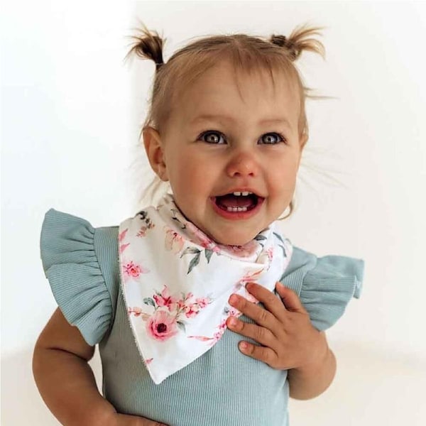 Snuggle Hunny Camille Organic Dribble Bib