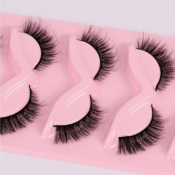 Nevenka Fox Eye Lashes 3D Fluffy False Eyelashes 5 Pairs Pack Mink Lashes for Party Daily Makeup-XF39