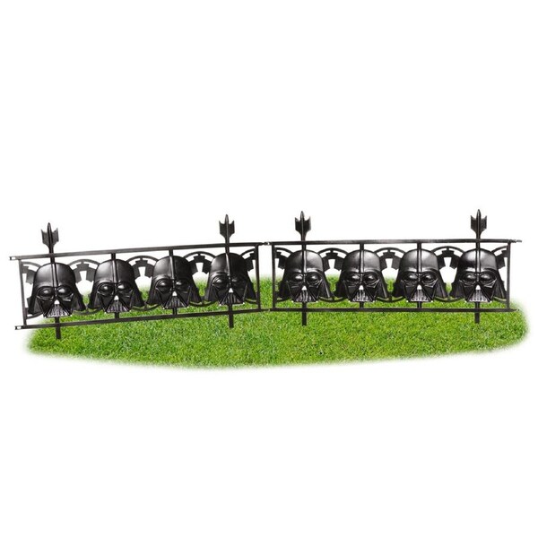 Star Wars Darth Vader 2-Piece Plastic Fence Halloween Party Decorative Display