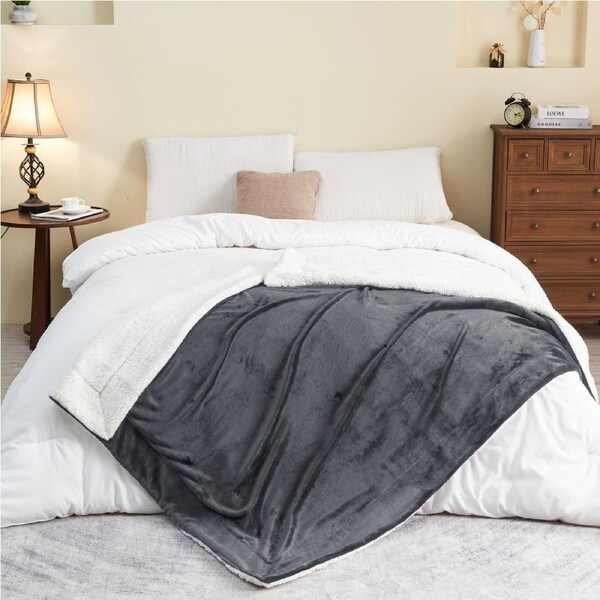 LINENOVA Sherpa Flannelette Fleece Single Blanket Soft Warm Blanket - Charcoal