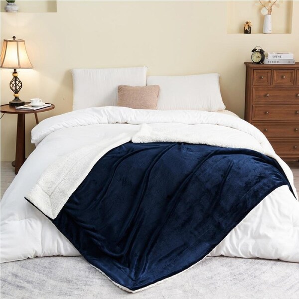 LINENOVA Sherpa Flannelette Fleece Single Blanket Soft Warm Blanket - Navy
