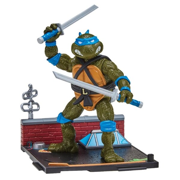 Teenage Mutant Ninja Turtles 1988 Remastered Leonardo Action Figure