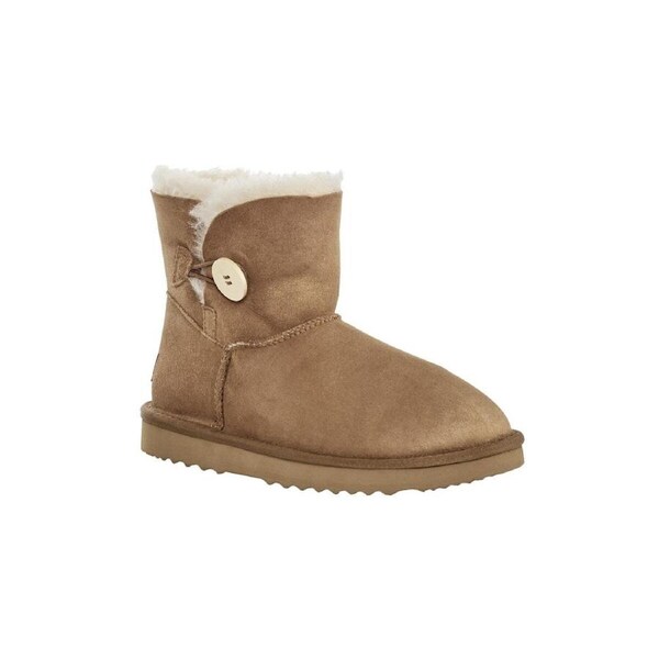 UGG Outback Premium Double Face Sheepskin Short Button Boot (Chestnut, Size 7M/8W US)