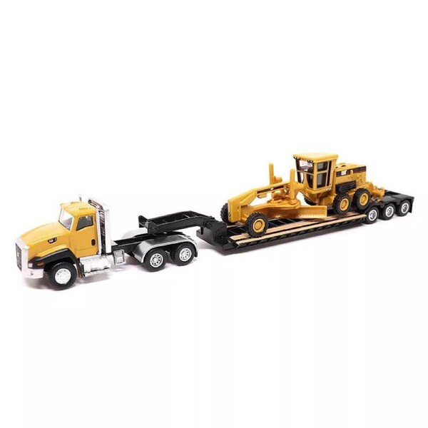 Diecast Masters 1:87 Scale CAT CT660 Cab Tractor & Lowboy With Grader Model