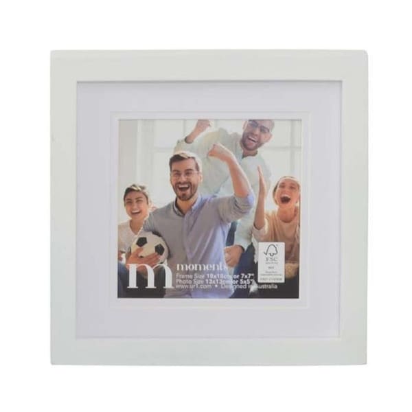 UR1 Moments 7x7 White