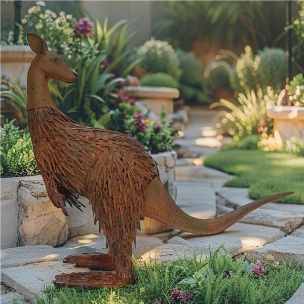 Metal 58.5cm Rusty Kangaroo Looking Back Garden Statue