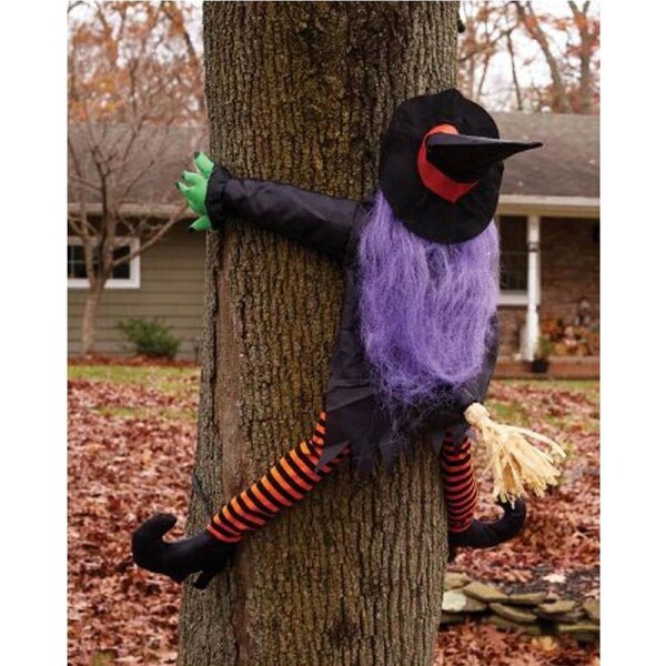 Wrong Way Witch Tree Hugger 91cm