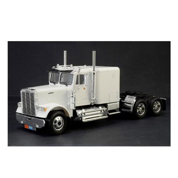 Italeri 1:24 Scale Freightliner FLD 120 Special Truck Model Kit