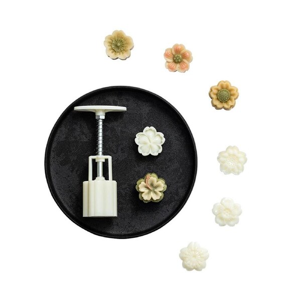 Mooncake Mold Cherry Blossom Flower Easy to Release Hand Press 3D Cherry Sakura Stamp Pastry Mould for Mid-autumn Festival 3g