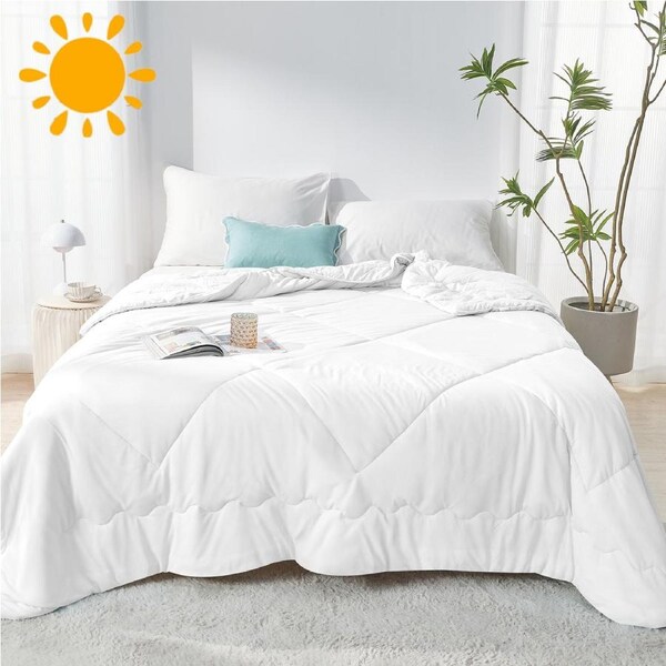 LINENOVA Cooling Blanket/Comforter - Soft Breathable,Lightweight Bedding for All Seasons(Queen Size,White)