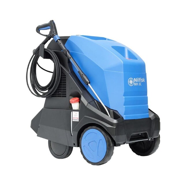 Nilfisk MH 5M-210/1100 FUEL opearted Pressure Washer