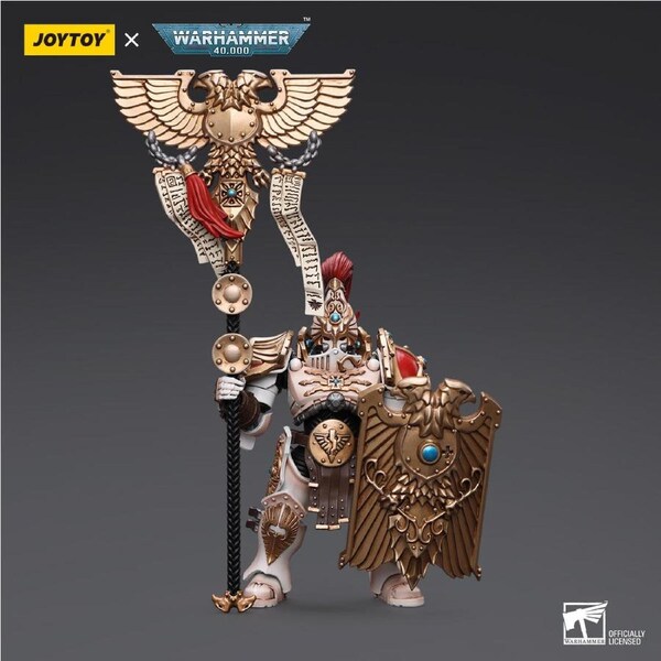 Warhammer Collectibles: 1/18 Scale Adeptus Custodes Solar Watch Vexilus Praetor