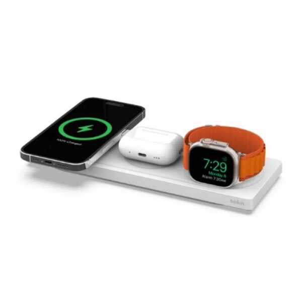 Belkin 3-in-1 Wireless Charging w/MagSafe 15W w/AC - White