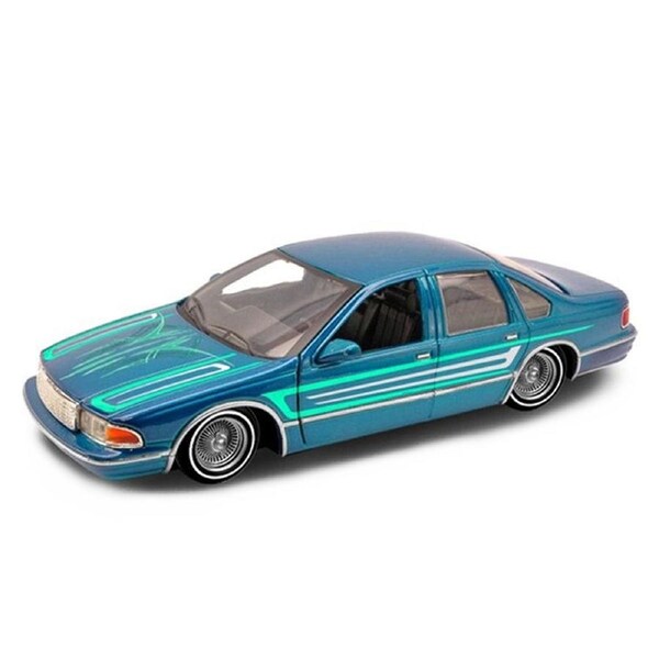 Motormax 1:24 Scale 1993 Chevy Caprice Get Low Series Blue Model Car