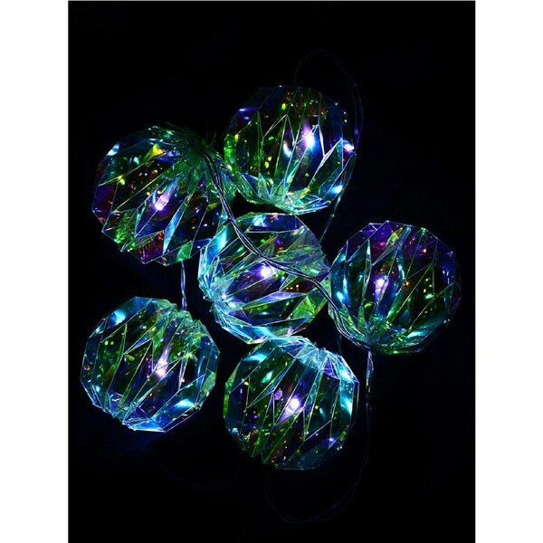 15 Cool White LED With Iridescent Geometric Spheres 2.1m String Light