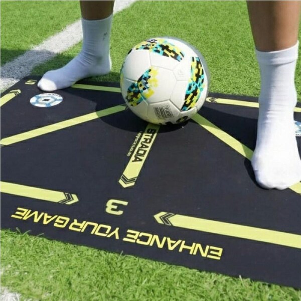 STRADIA Soccer Training Mat 670X940X3.5mm: Perfect Your Footwork!