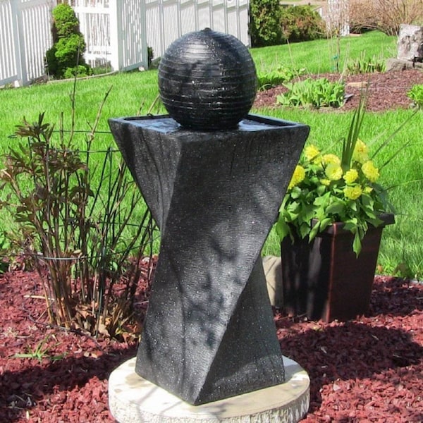 FOUNTAIN FEATURE TWISTED DESIGN WITH LED SOLAR POWER F815