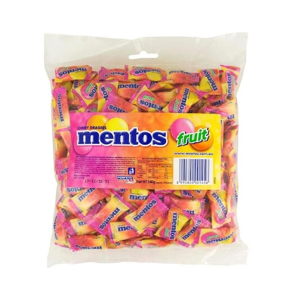 Mentos Fruit Pillow Pack 540g x 1
