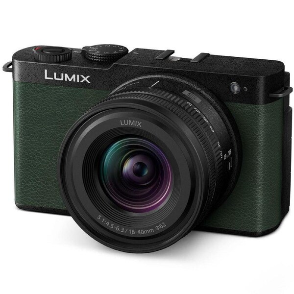 Panasonic LUMIX S9 Mirrorless Camera with 18-40mm Lens (Green)