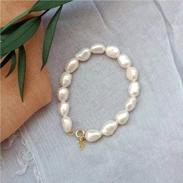 Designer Handmade Genuine White Freshwater Pearl Bracelet