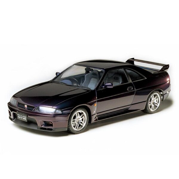 Tamiya 1:24 Scale Nissan Skyline GT-R V.Spec Sports Car Model Kit
