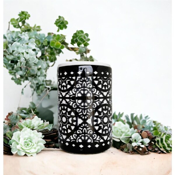 Fin Black Ceramic Electric Oil Burner Table Lamp Wax & Globe