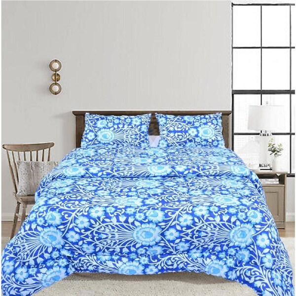 Super King Comforter Set with 2 Pillow Cases in Light Blue Floral