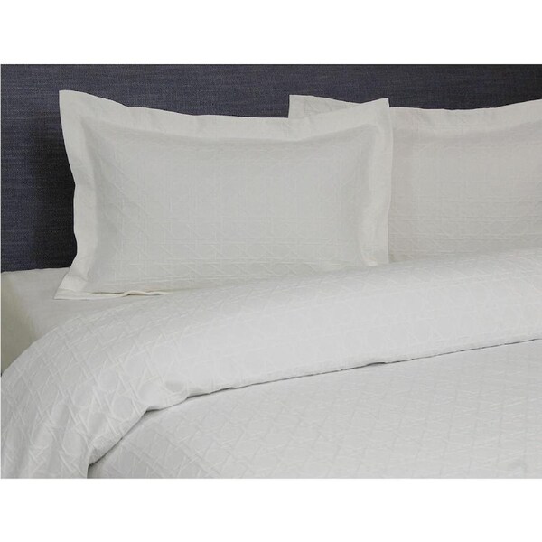 Jason Commercial Bed Villa Matelasse Coverlet Bedding White Queen/King