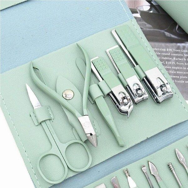 16PCS Manicure Set Pedicure Kit Stainless Steel Nail Grooming Clippers Tools