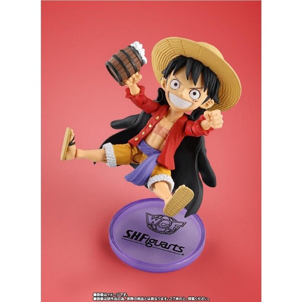 Banpresto World Collectable Figure X Tamashii Nations S.H.Figuarts Monkey D Luffy Figure