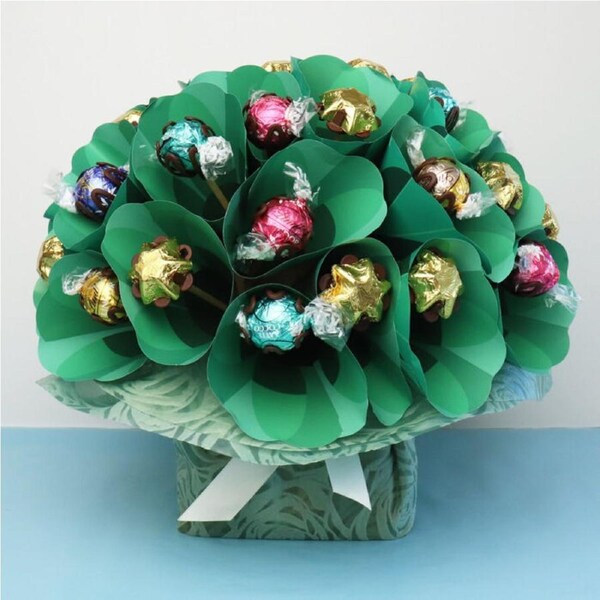 Lindt Chocolate Bouquet Large