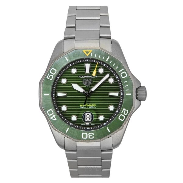 Tag Heuer Aquaracer Professional Date Titanium Green Dial Automatic Diver's WBP208B.BF0631 300M Men's Watch